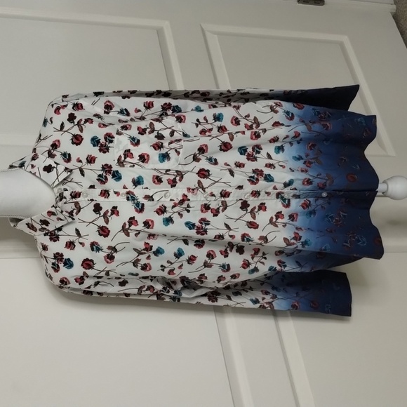 Lands End women's size 18 ombre floral button down long sleeve with pocket - Picture 1 of 11